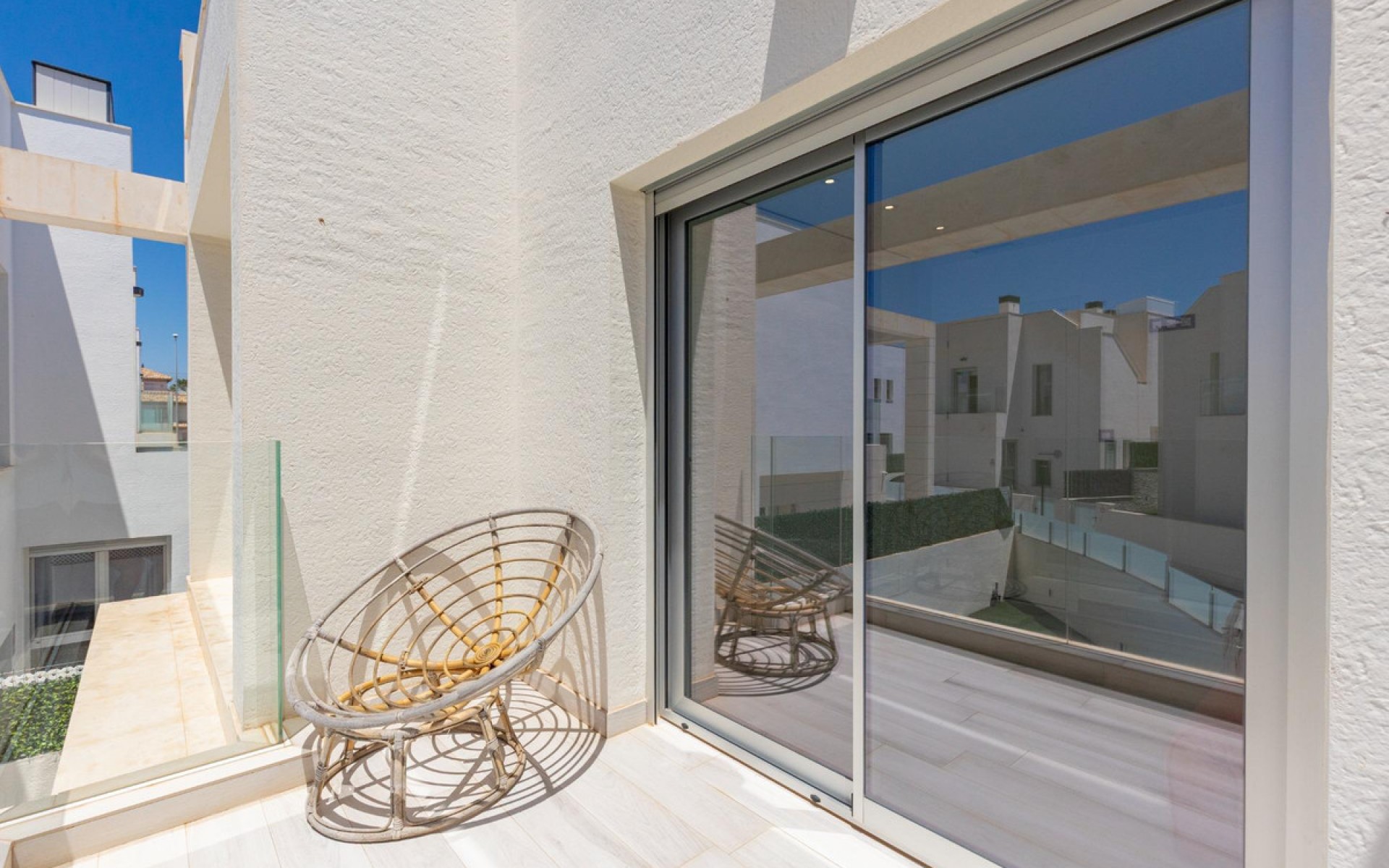 Resale - Villa - Cabo Roig