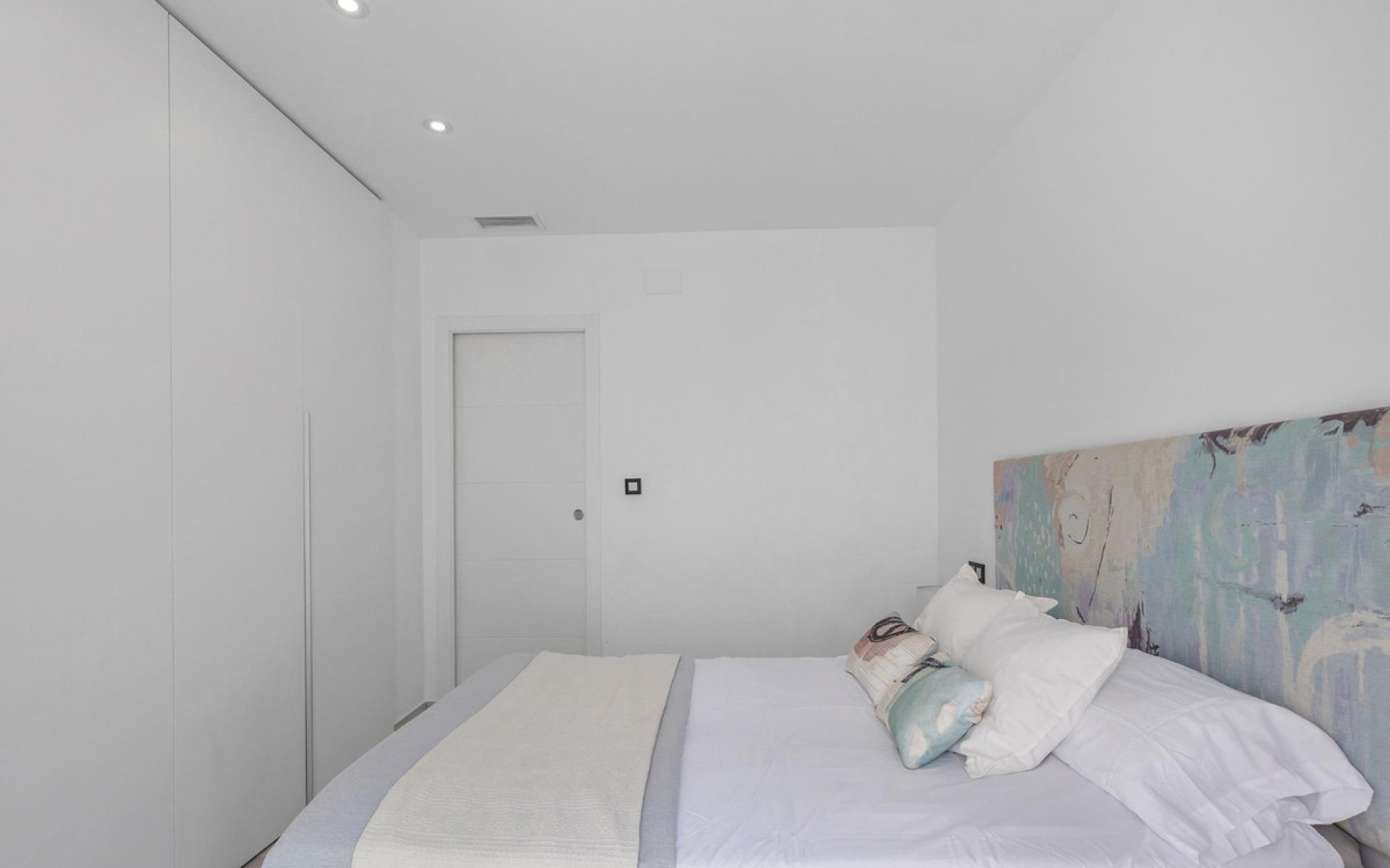 Resale - Villa - Cabo Roig