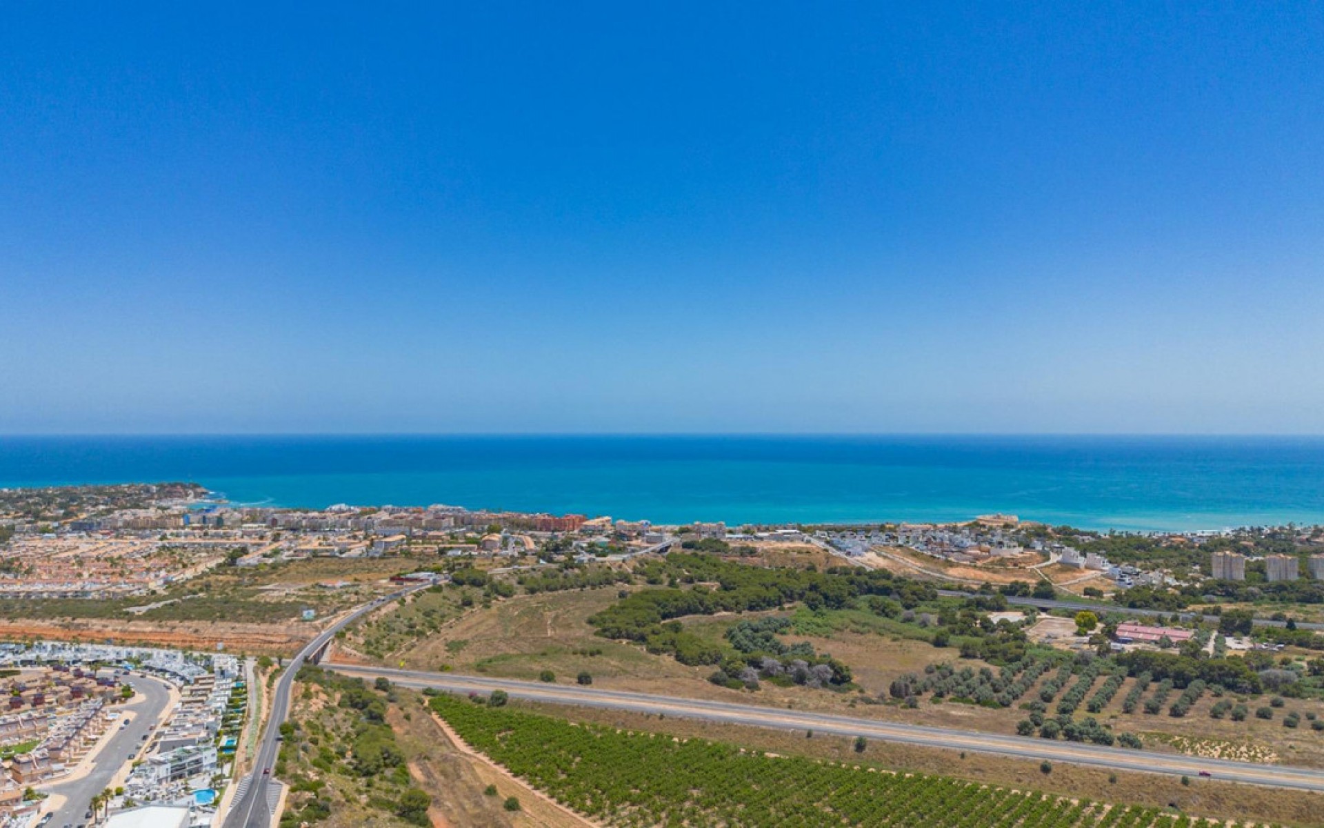 Resale - Villa - Cabo Roig
