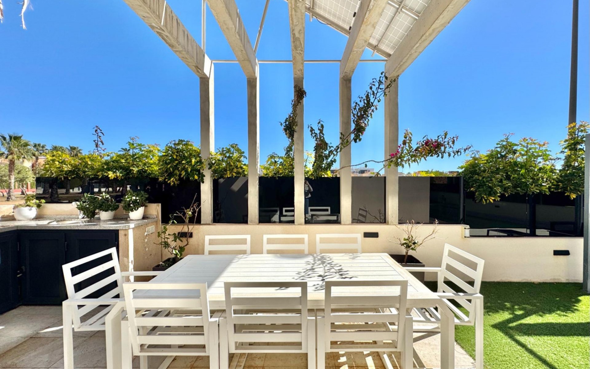 Resale - Villa - Cabo Roig