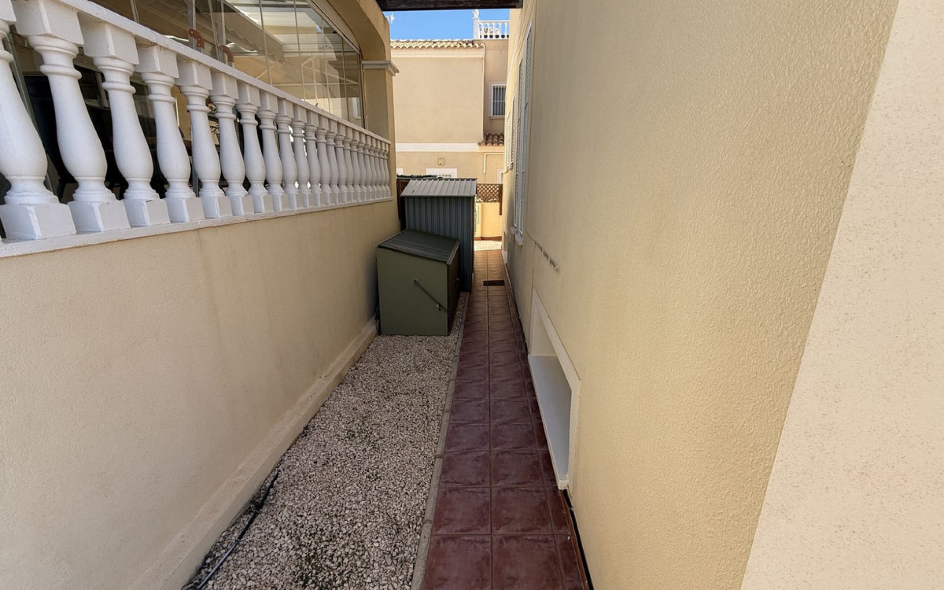 Resale - Villa - Cabo Roig