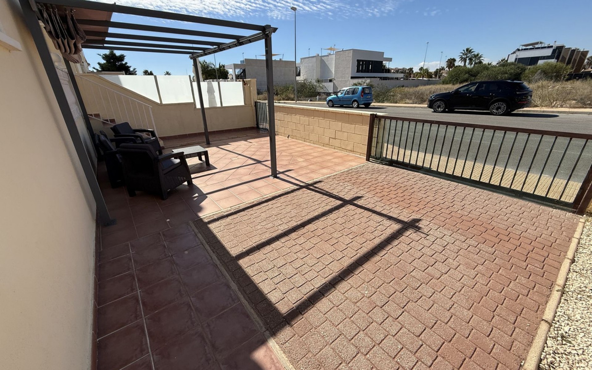 Resale - Villa - Cabo Roig