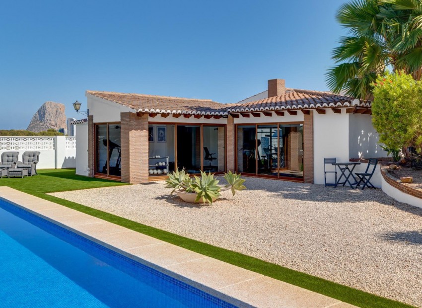 Resale - Villa - Calpe - Calpe Centro