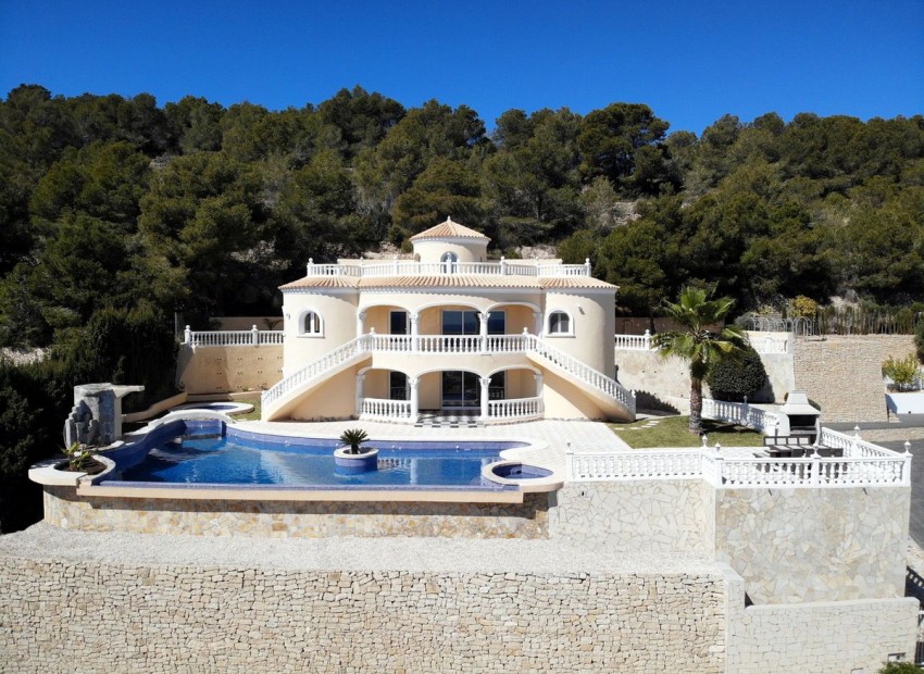 Resale - Villa - Calpe - Calpe Centro