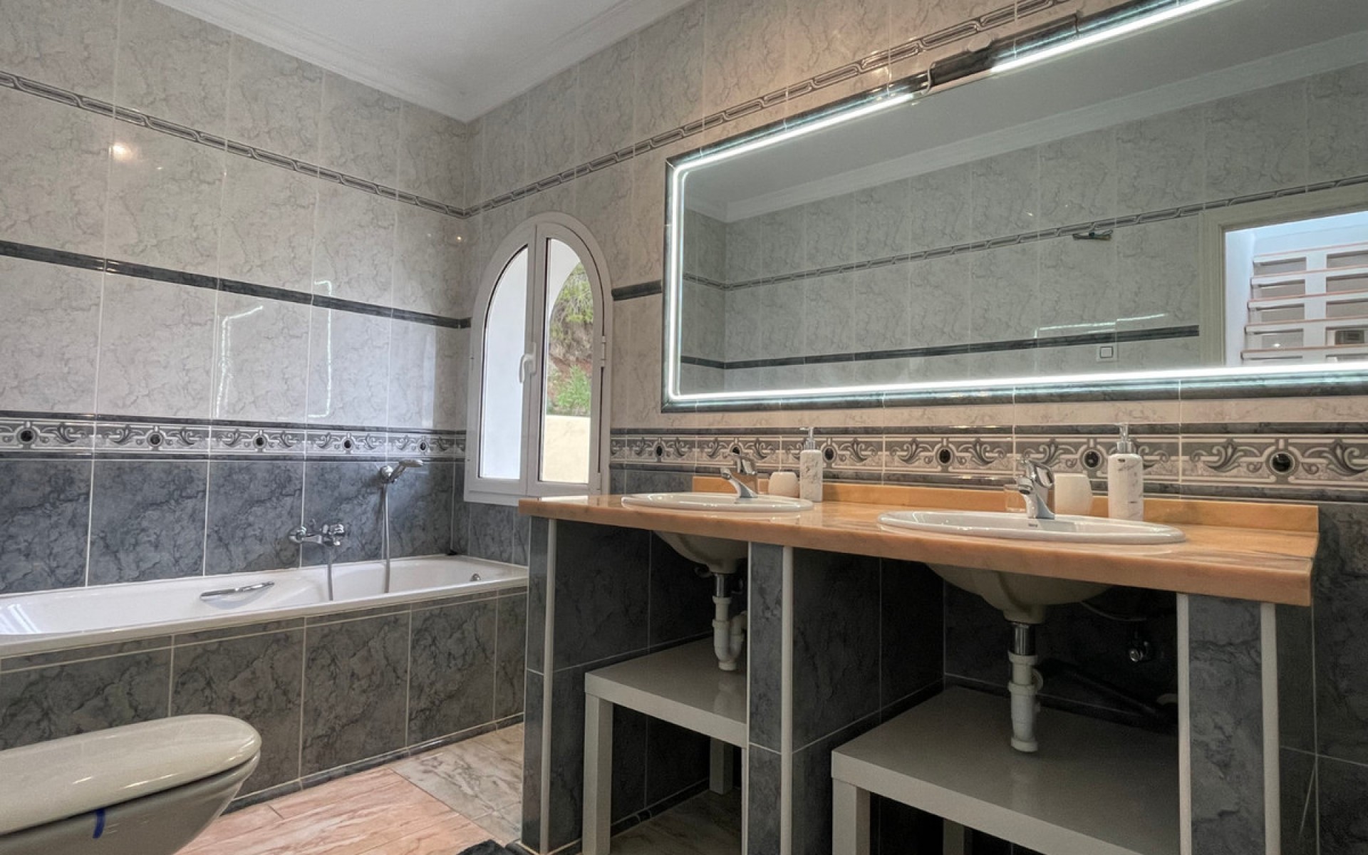 Resale - Villa - Calpe - Calpe Centro