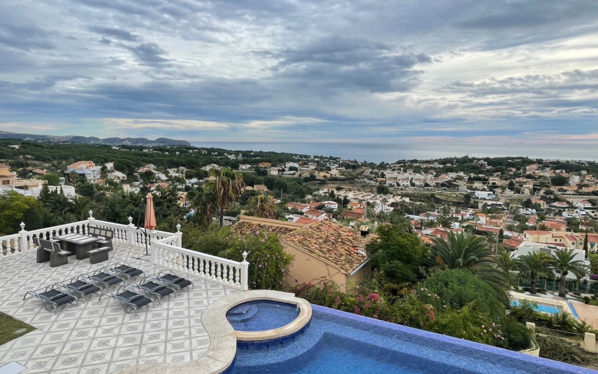 Resale - Villa - Calpe - Calpe Centro