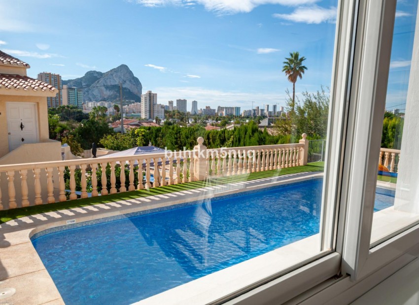 Resale - Villa - Calpe - Calpe Centro