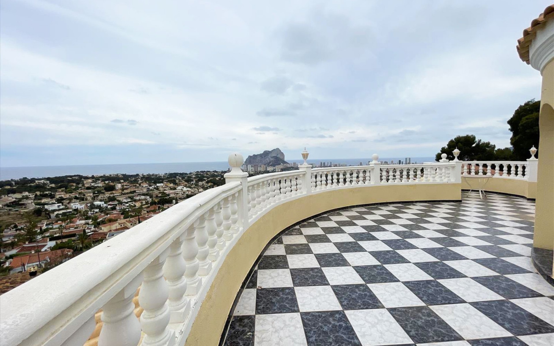 Resale - Villa - Calpe - Calpe Centro