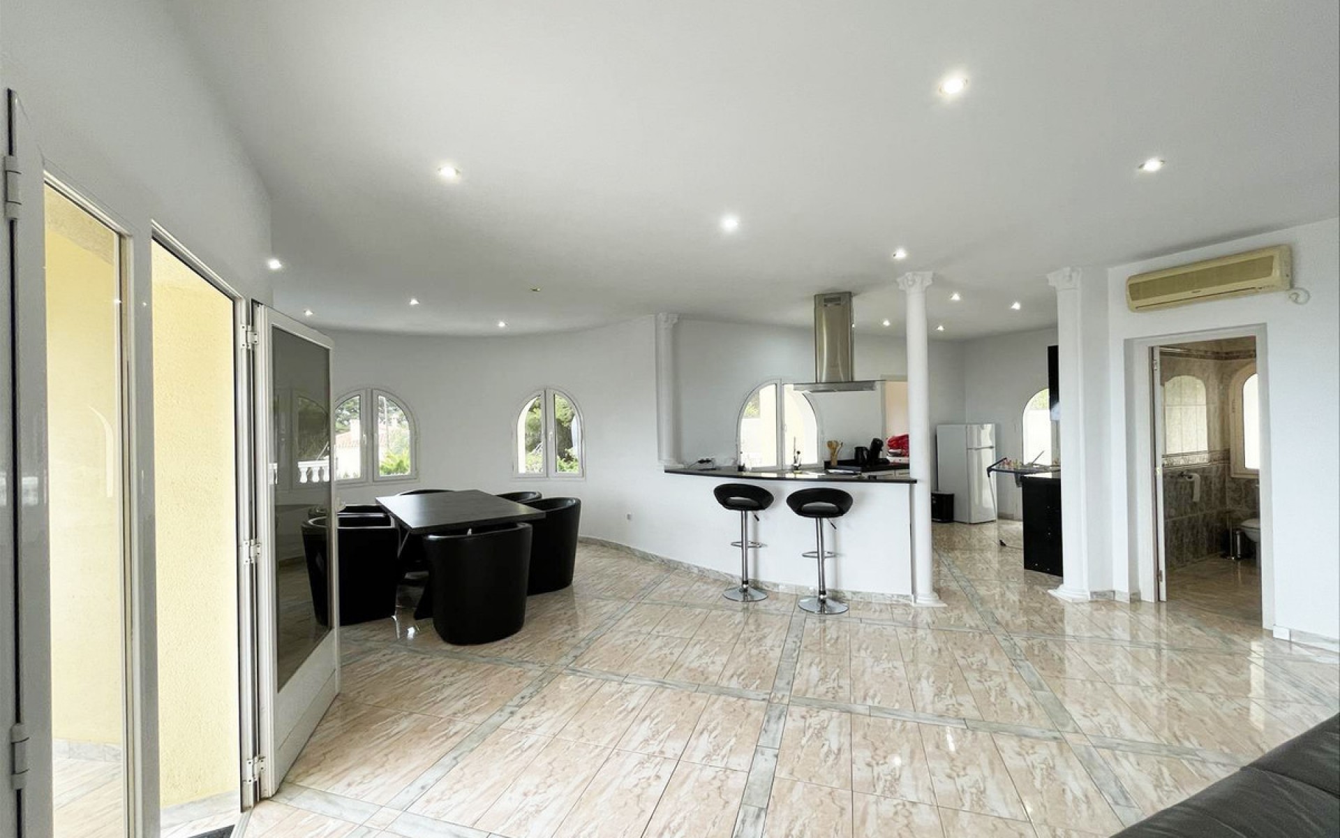 Resale - Villa - Calpe - Calpe Centro