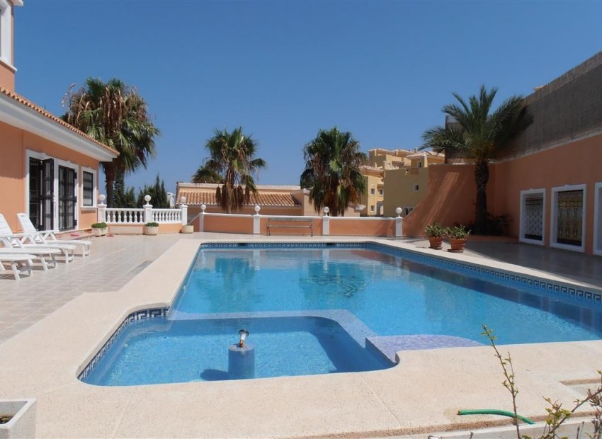 Resale - Villa - Calpe - Calpe Centro
