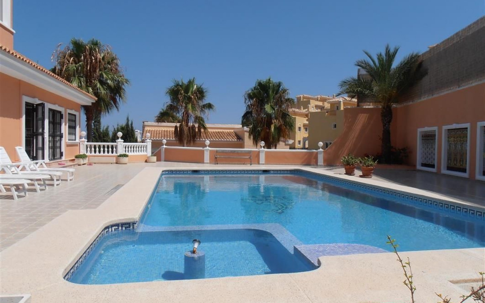 Resale - Villa - Calpe - Calpe Centro
