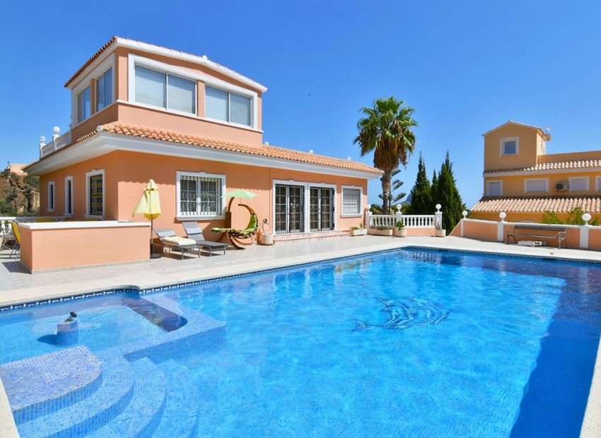 Resale - Villa - Calpe - Calpe Centro