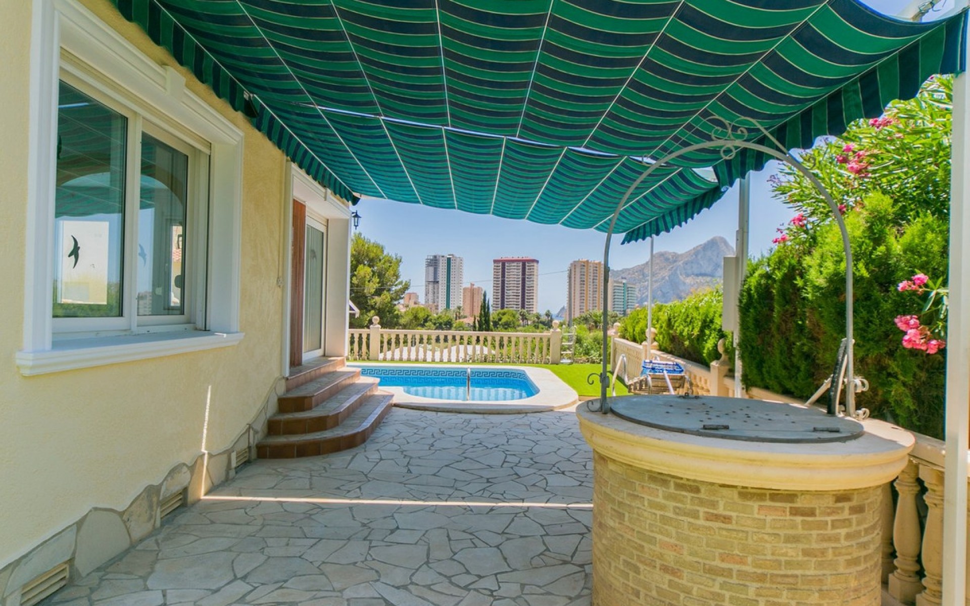 Resale - Villa - Calpe - Calpe Centro