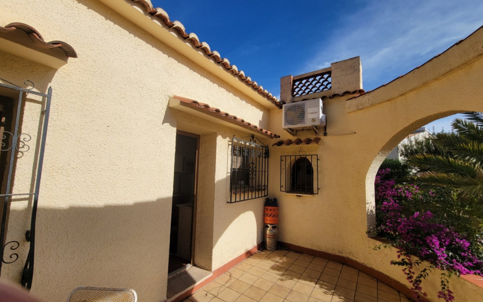 Resale - Villa - Calpe - Calpe Centro
