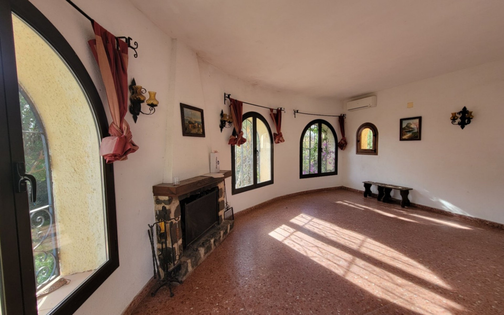 Resale - Villa - Calpe - Calpe Centro