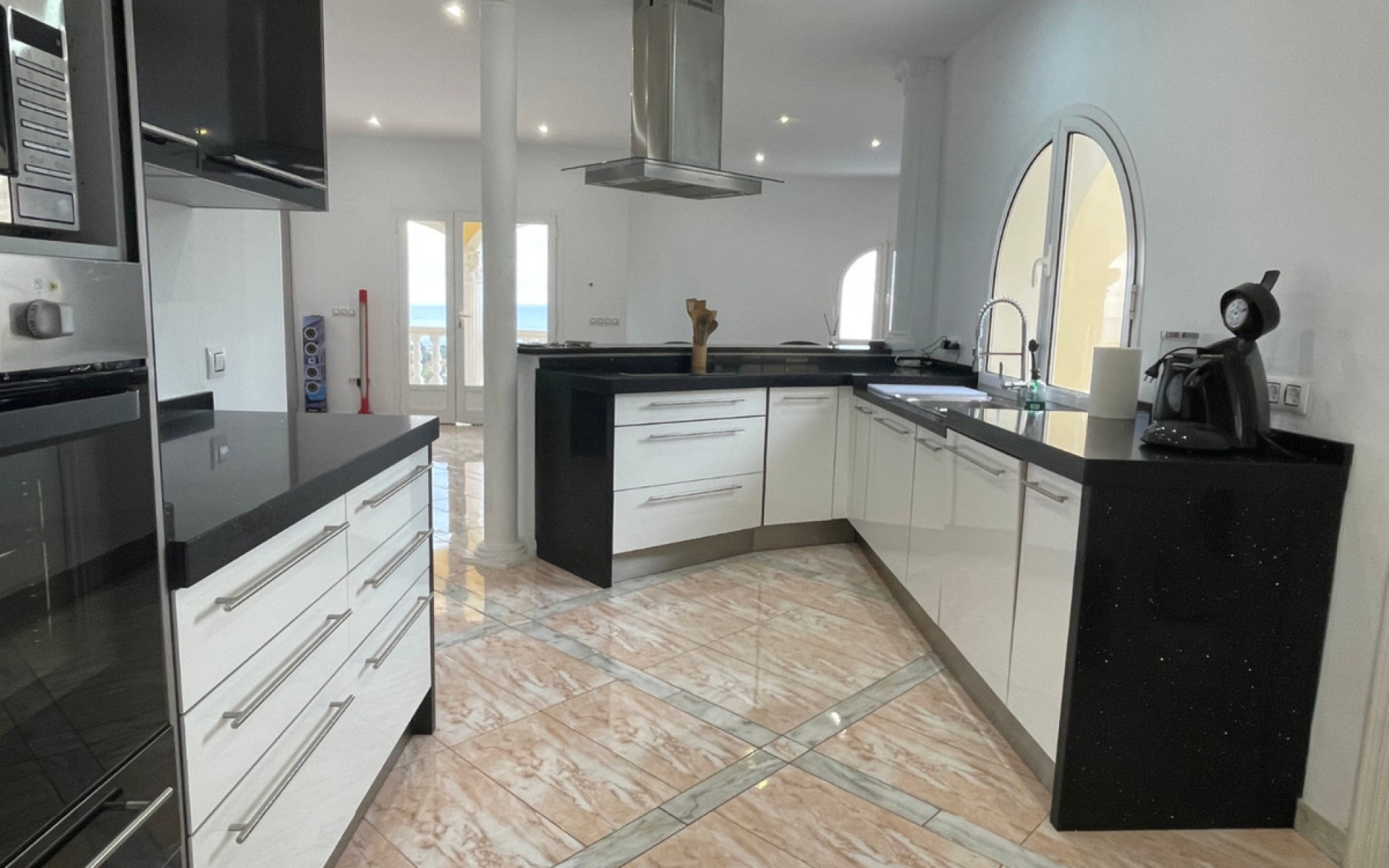 Resale - Villa - Calpe - Calpe Centro