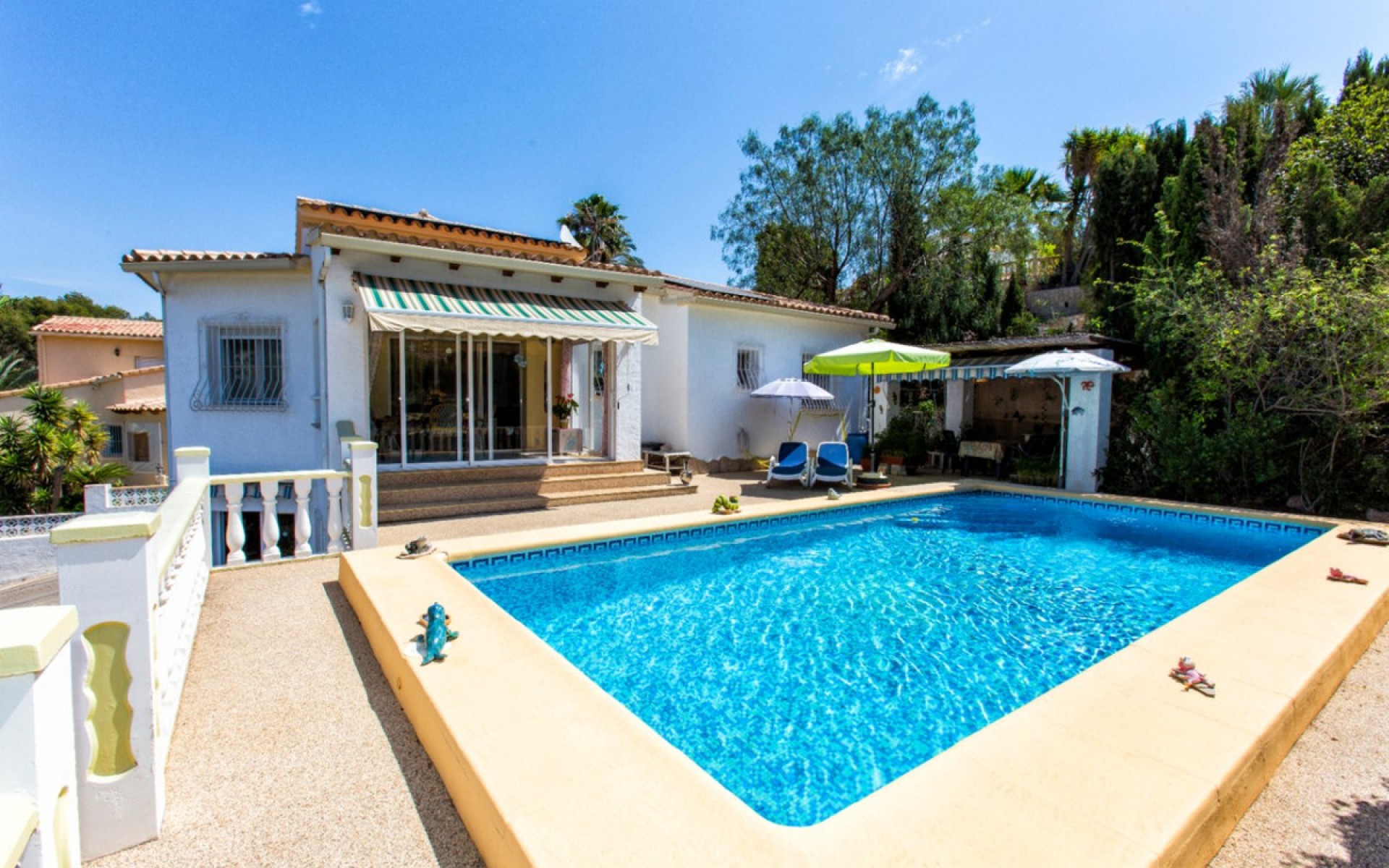 Resale - Villa - Calpe - Calpe Centro