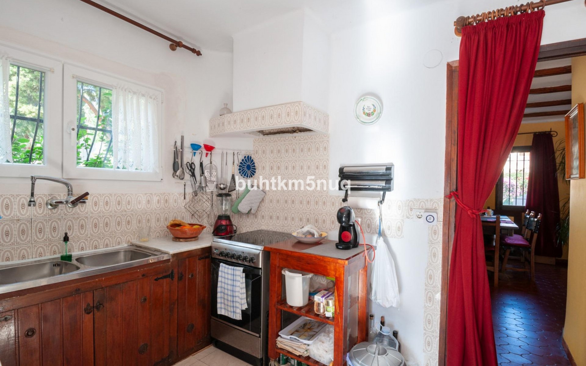 Resale - Villa - Calpe - Calpe Centro