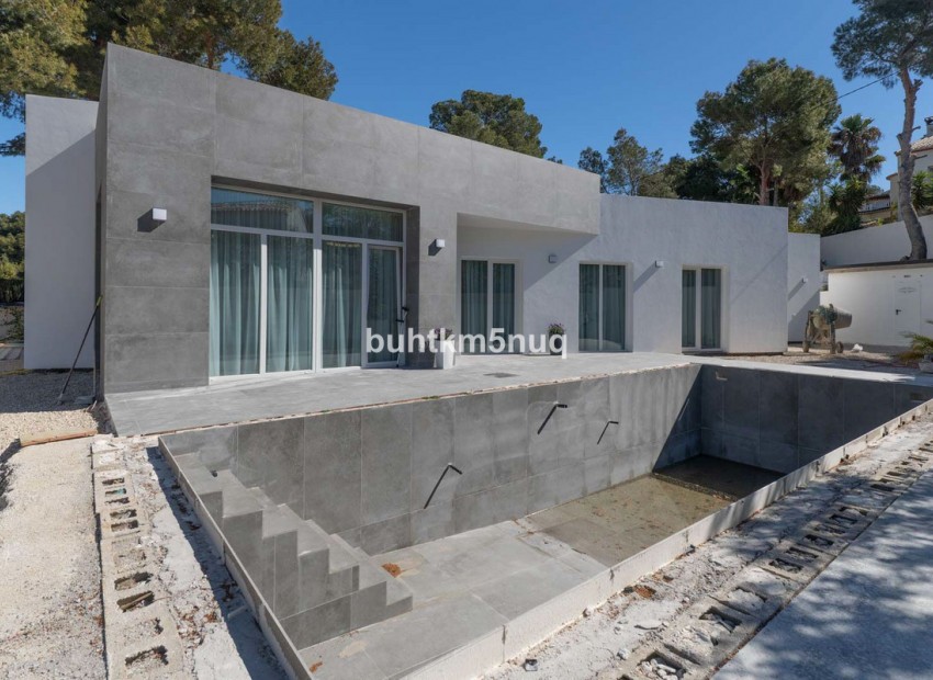 Resale - Villa - Calpe - Calpe Centro