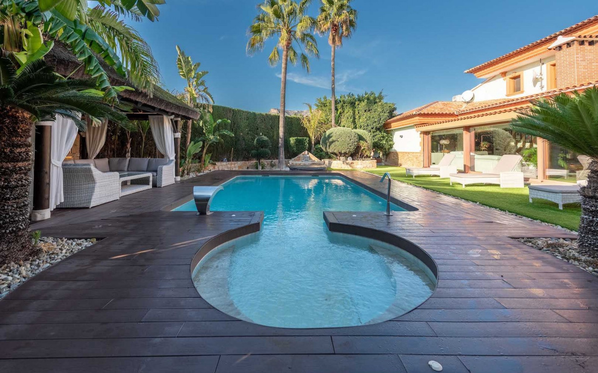 Resale - Villa - Calpe - Calpe Centro