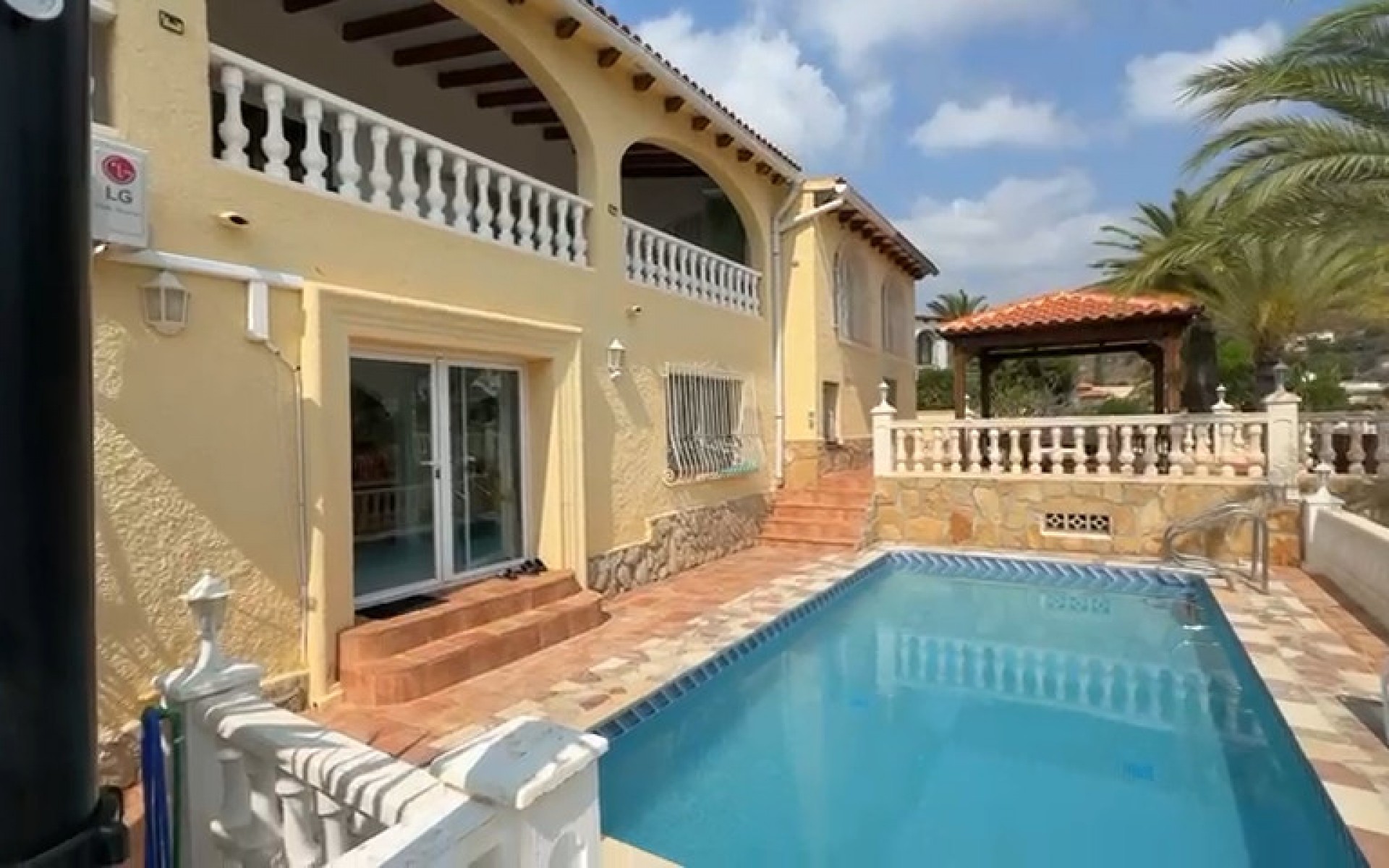Resale - Villa - Calpe - Calpe Centro