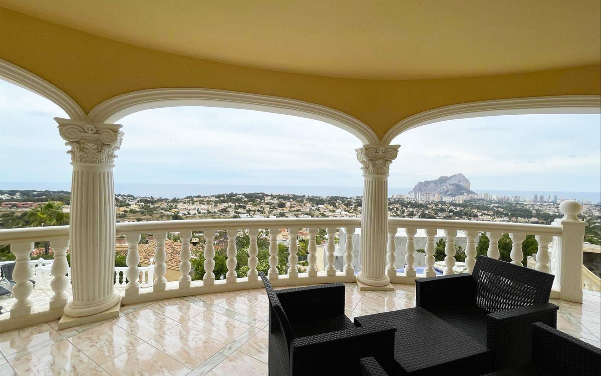 Resale - Villa - Calpe - Calpe Centro