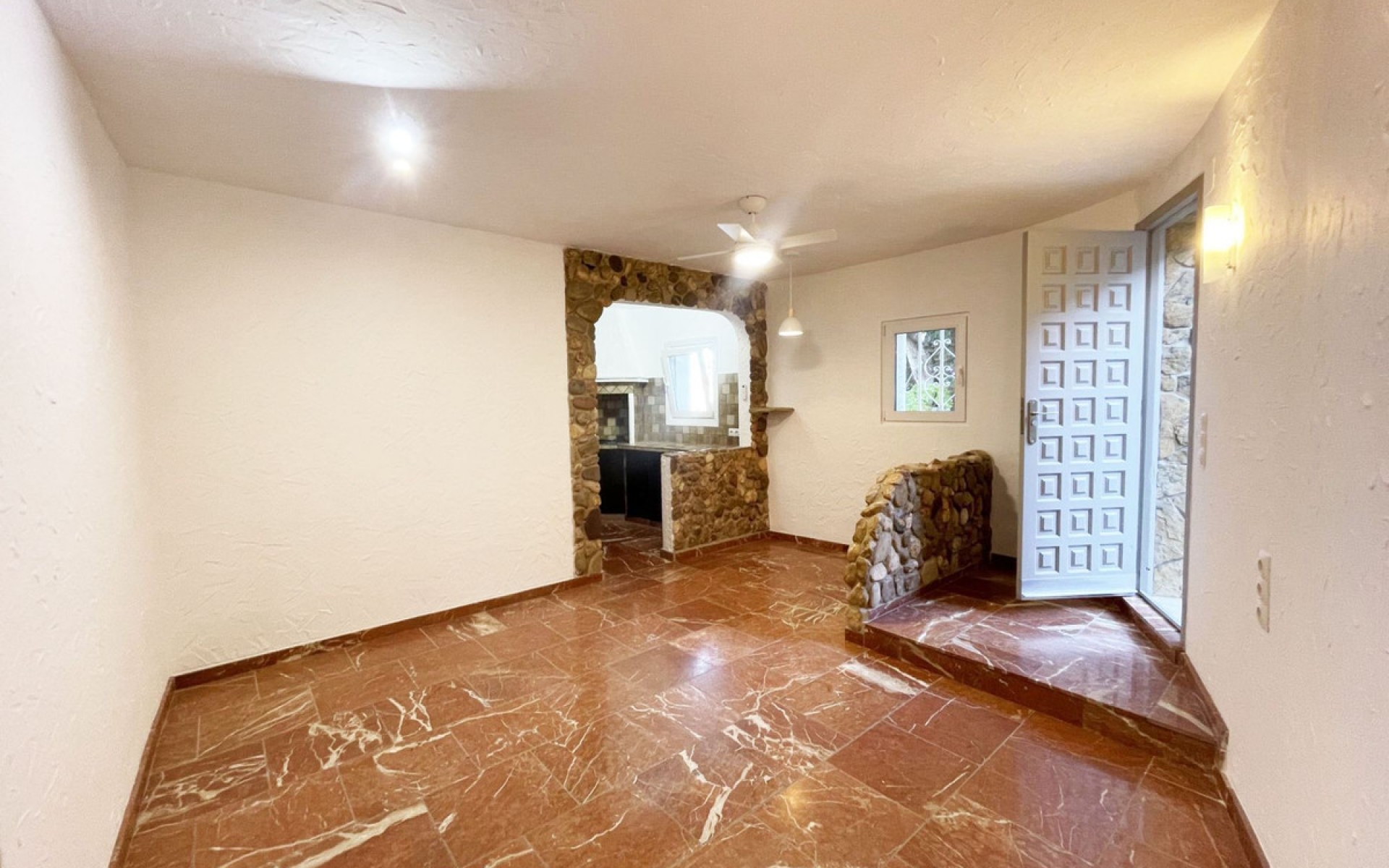 Resale - Villa - Calpe - Calpe Centro