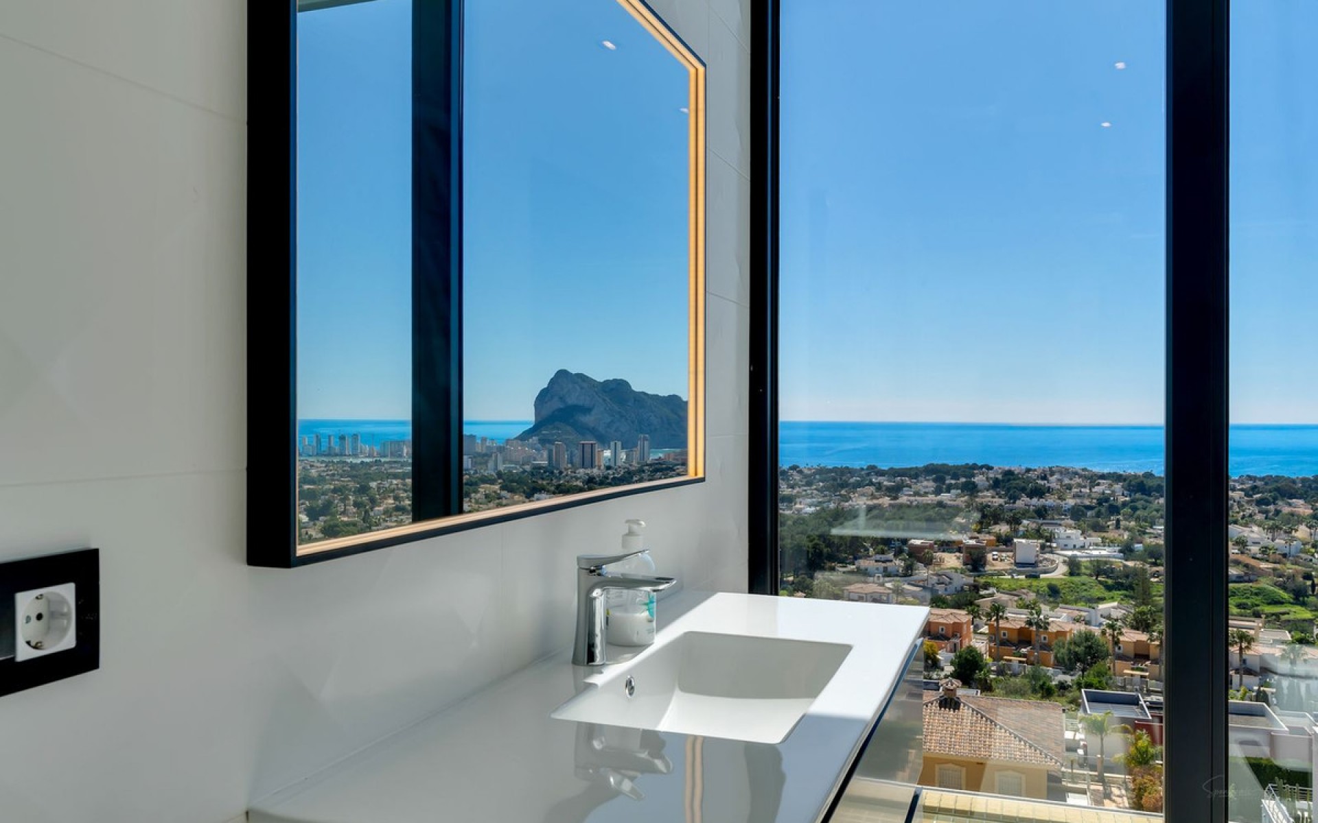 Resale - Villa - Calpe - Calpe Centro