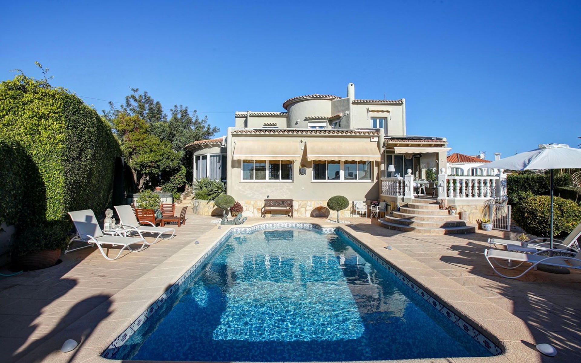 Resale - Villa - Calpe - Calpe Centro