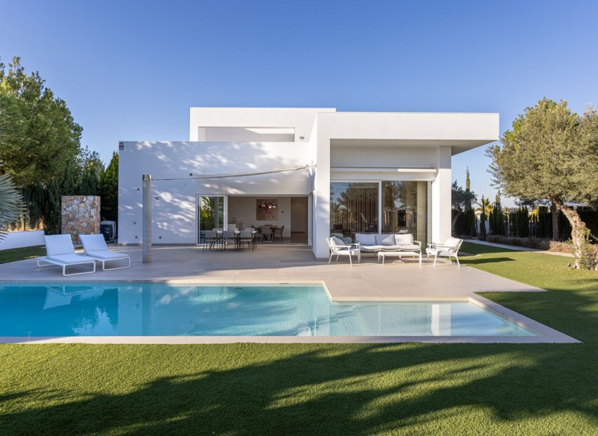 Resale - Villa - Campoamor - Las Colinas Golf Resort