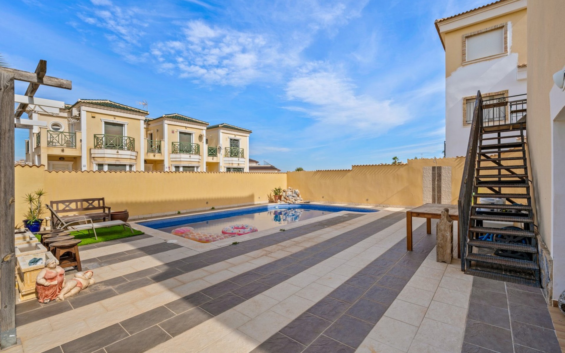 Resale - Villa - Campoamor