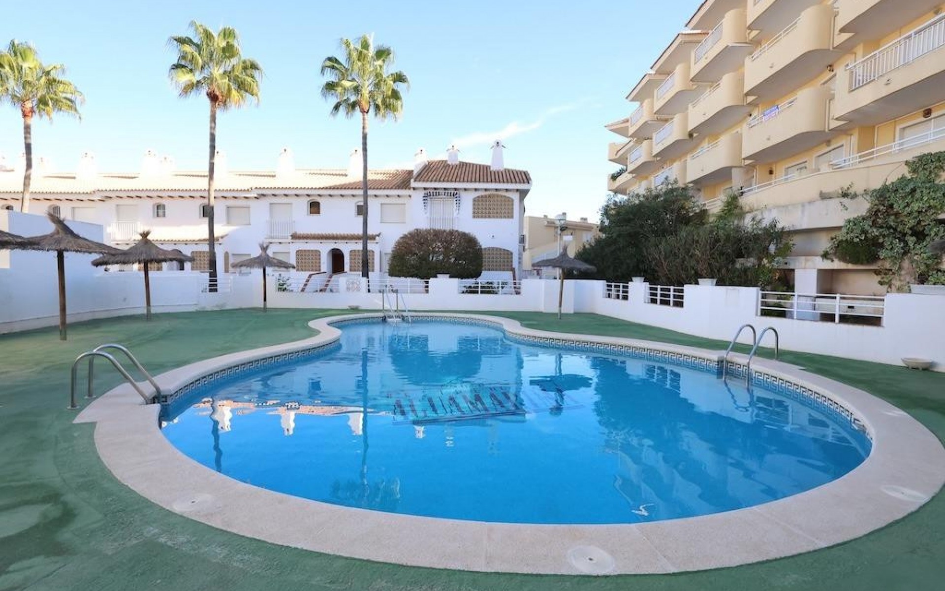 Resale - Villa - Campoamor