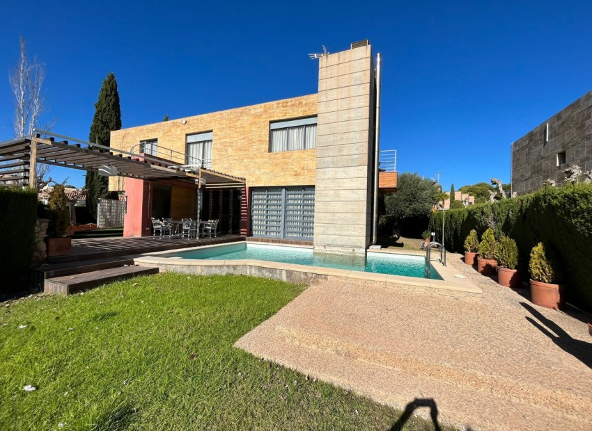 Resale - Villa - Campoamor