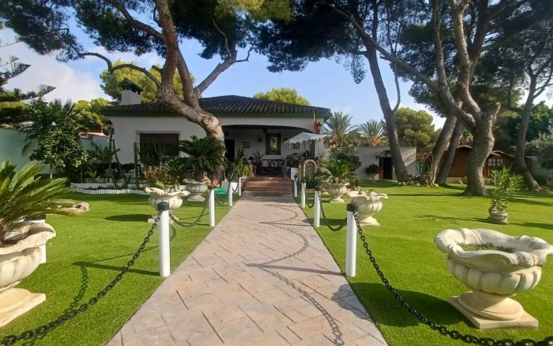 Resale - Villa - Campoamor