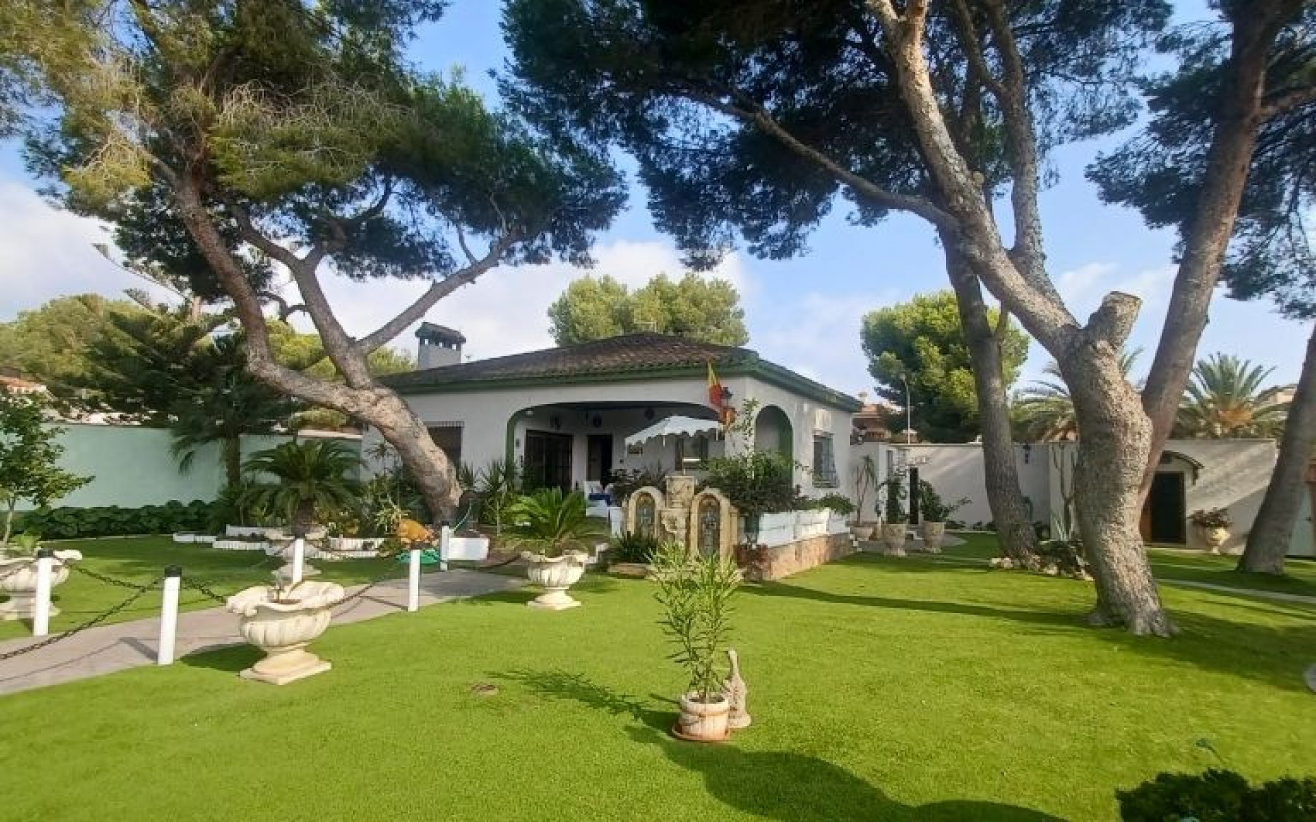 Resale - Villa - Campoamor