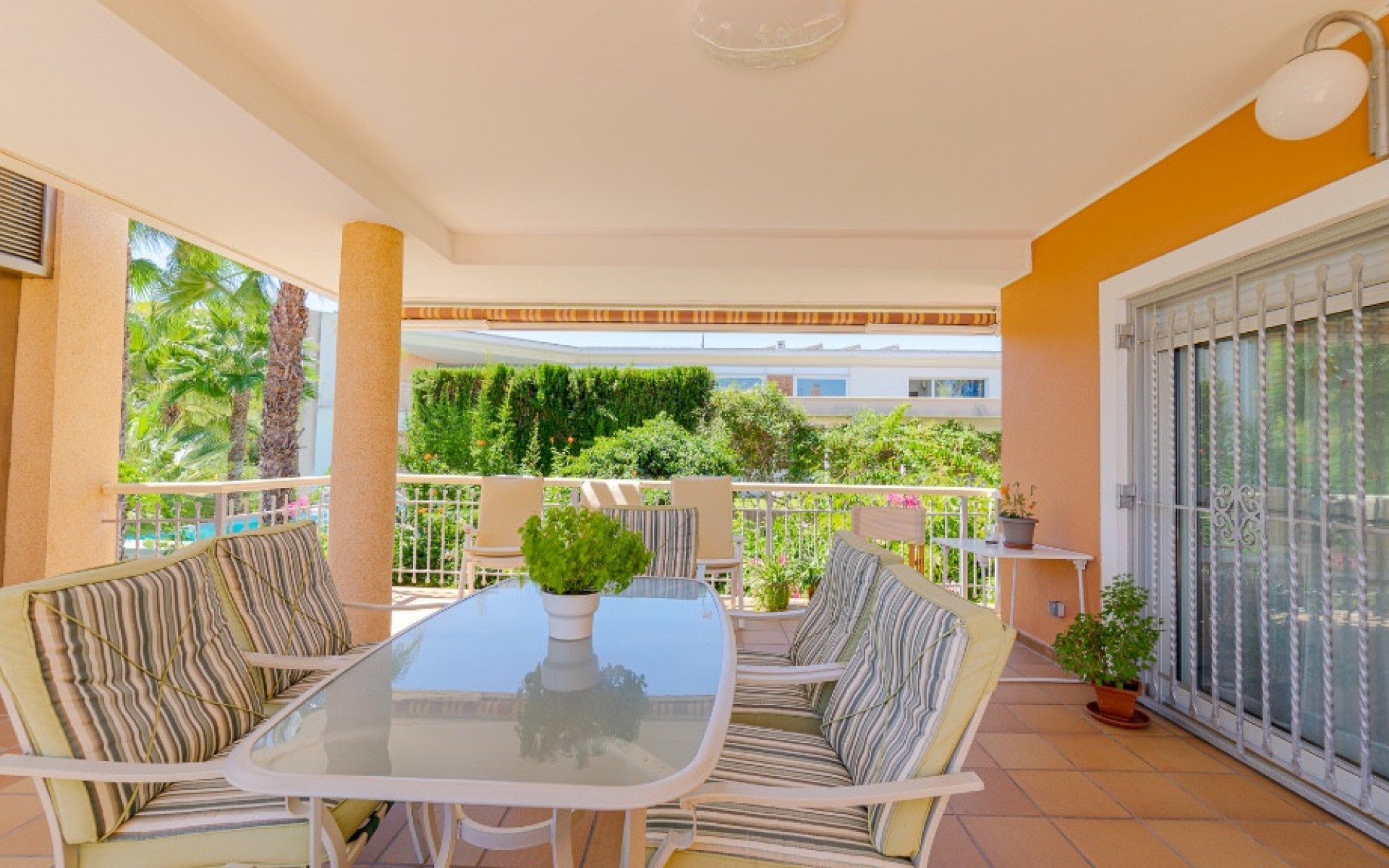 Resale - Villa - Campoamor