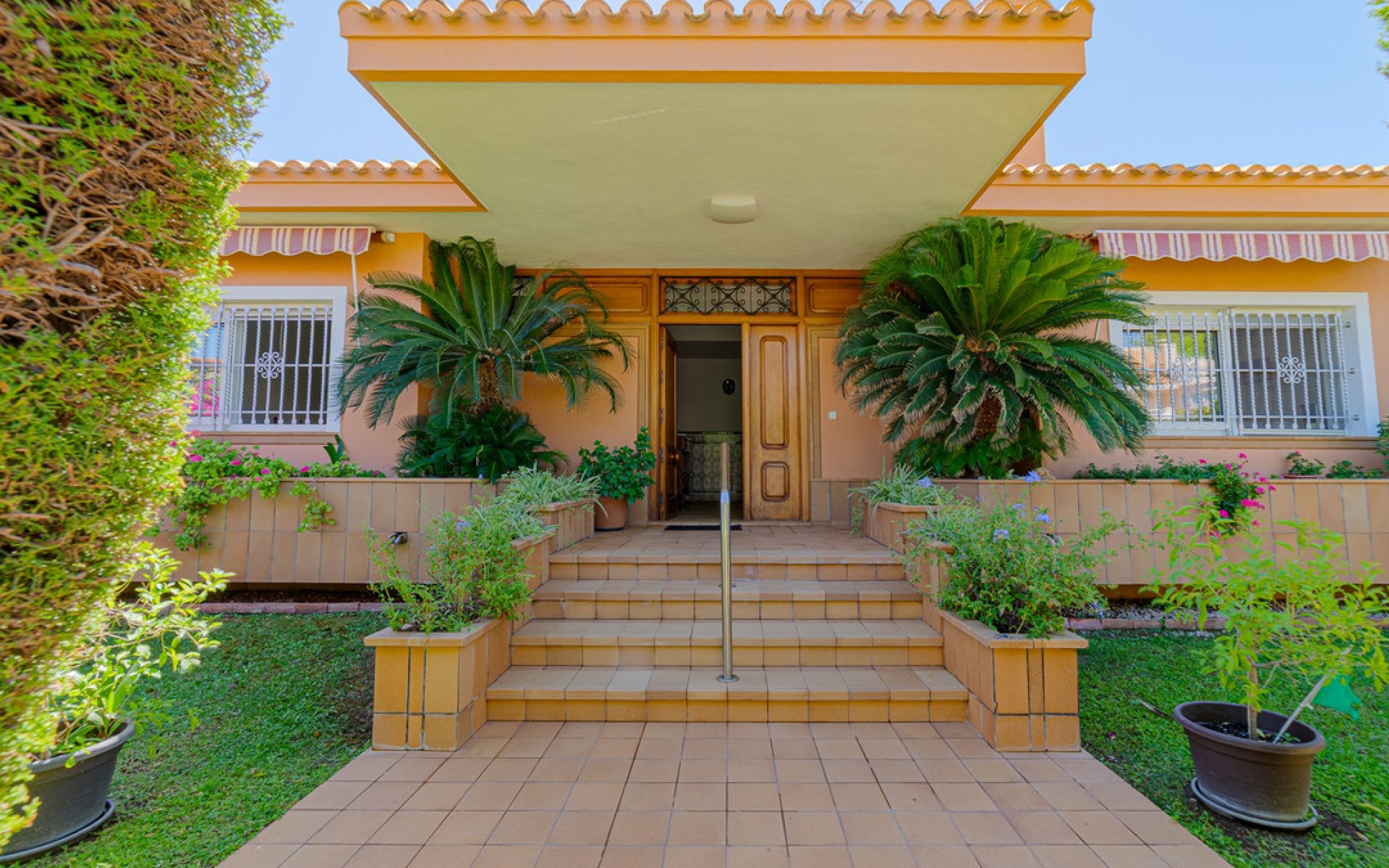 Resale - Villa - Campoamor