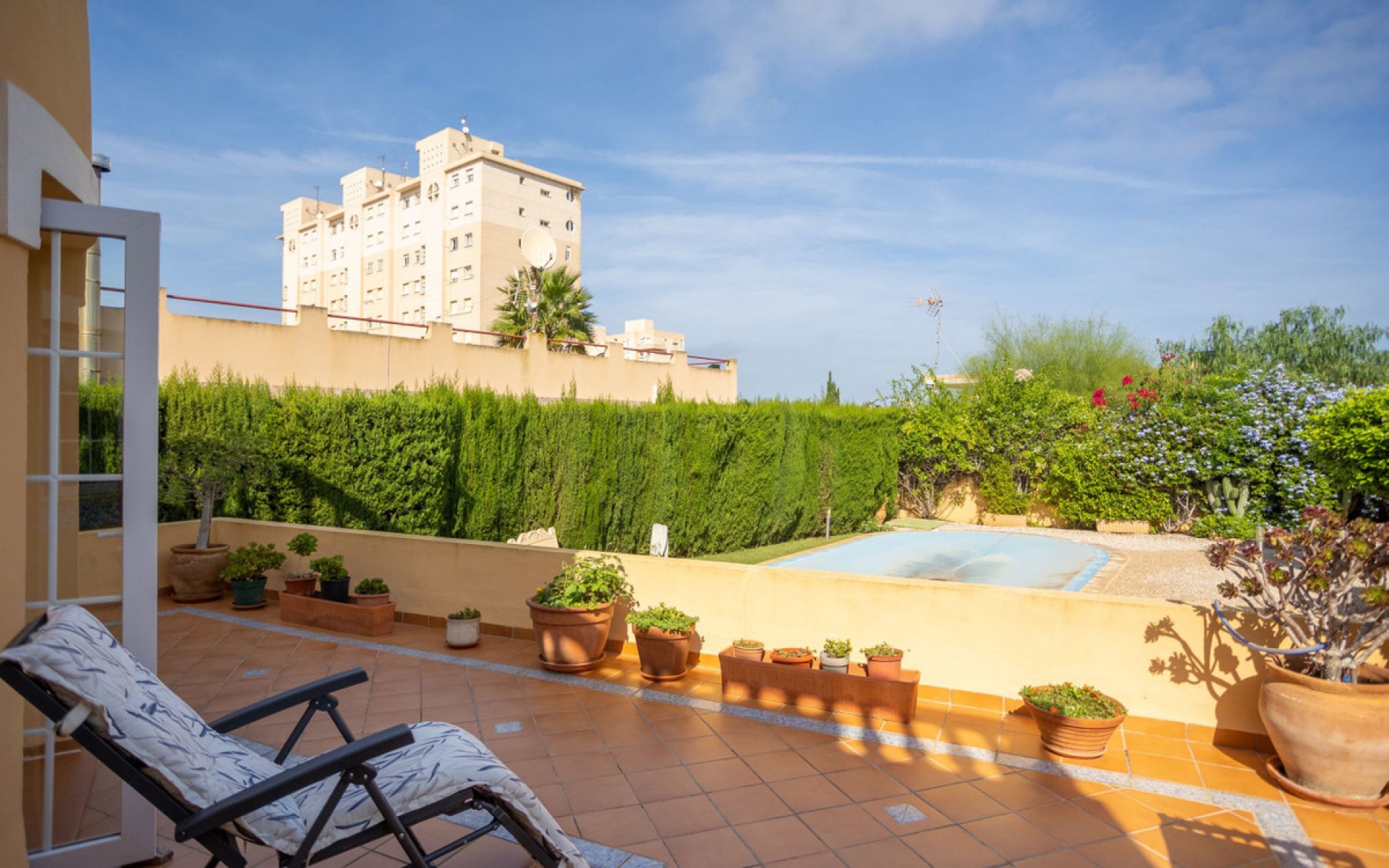 Resale - Villa - Cartagena - Playa Honda