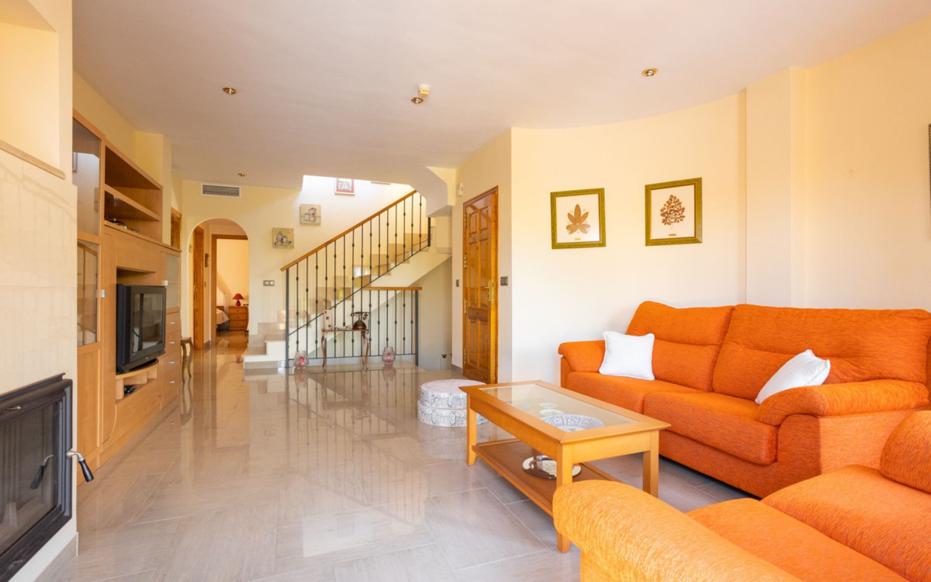 Resale - Villa - Cartagena - Playa Honda