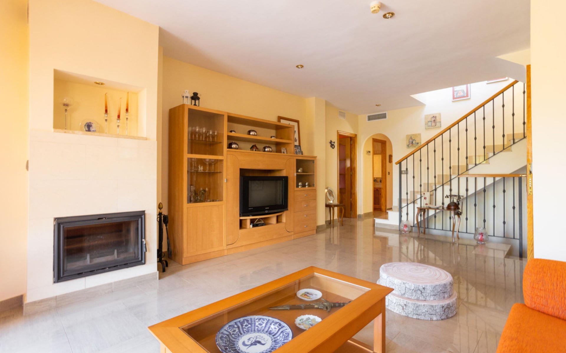 Resale - Villa - Cartagena - Playa Honda