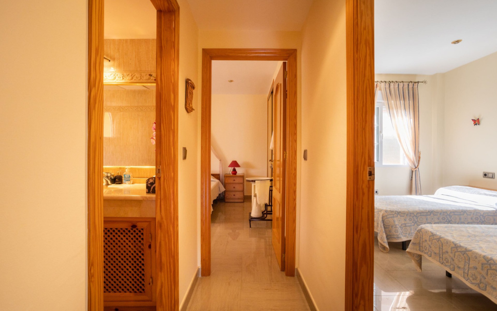 Resale - Villa - Cartagena - Playa Honda