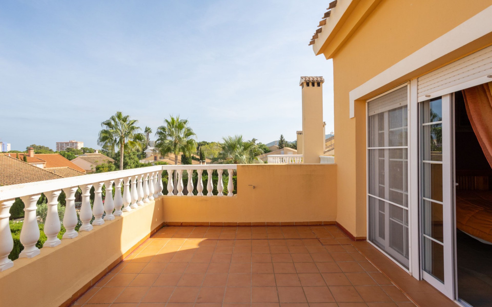 Resale - Villa - Cartagena - Playa Honda