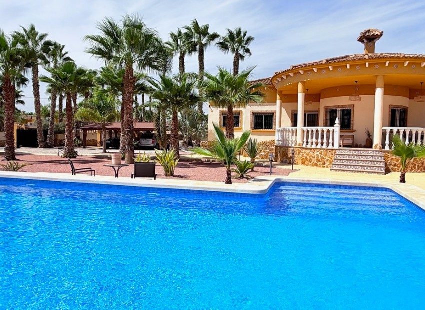 Resale - Villa - Catral - Catral Centro