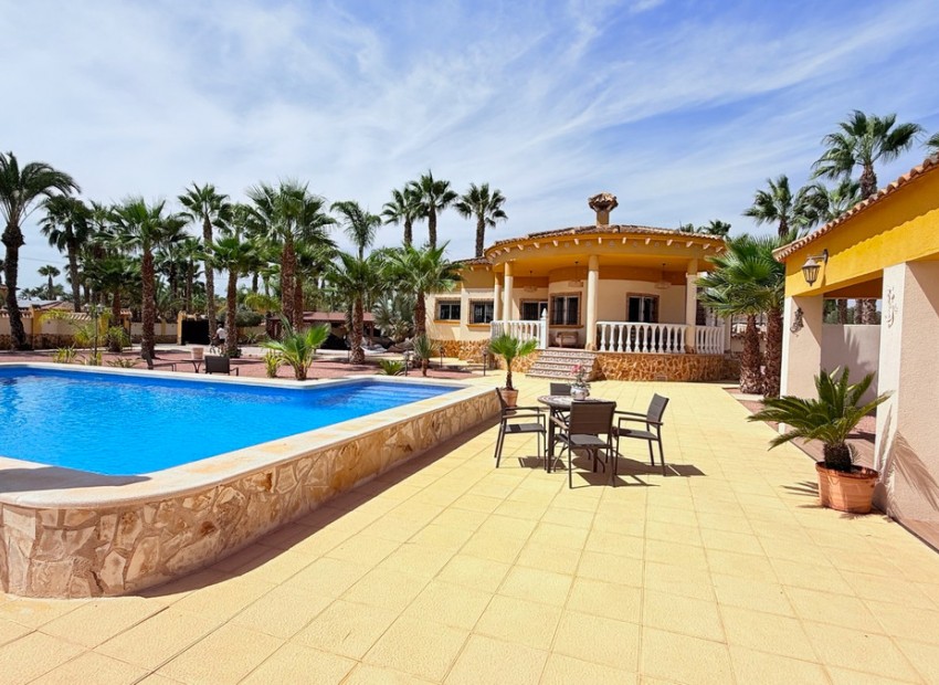 Resale - Villa - Catral - Catral Centro