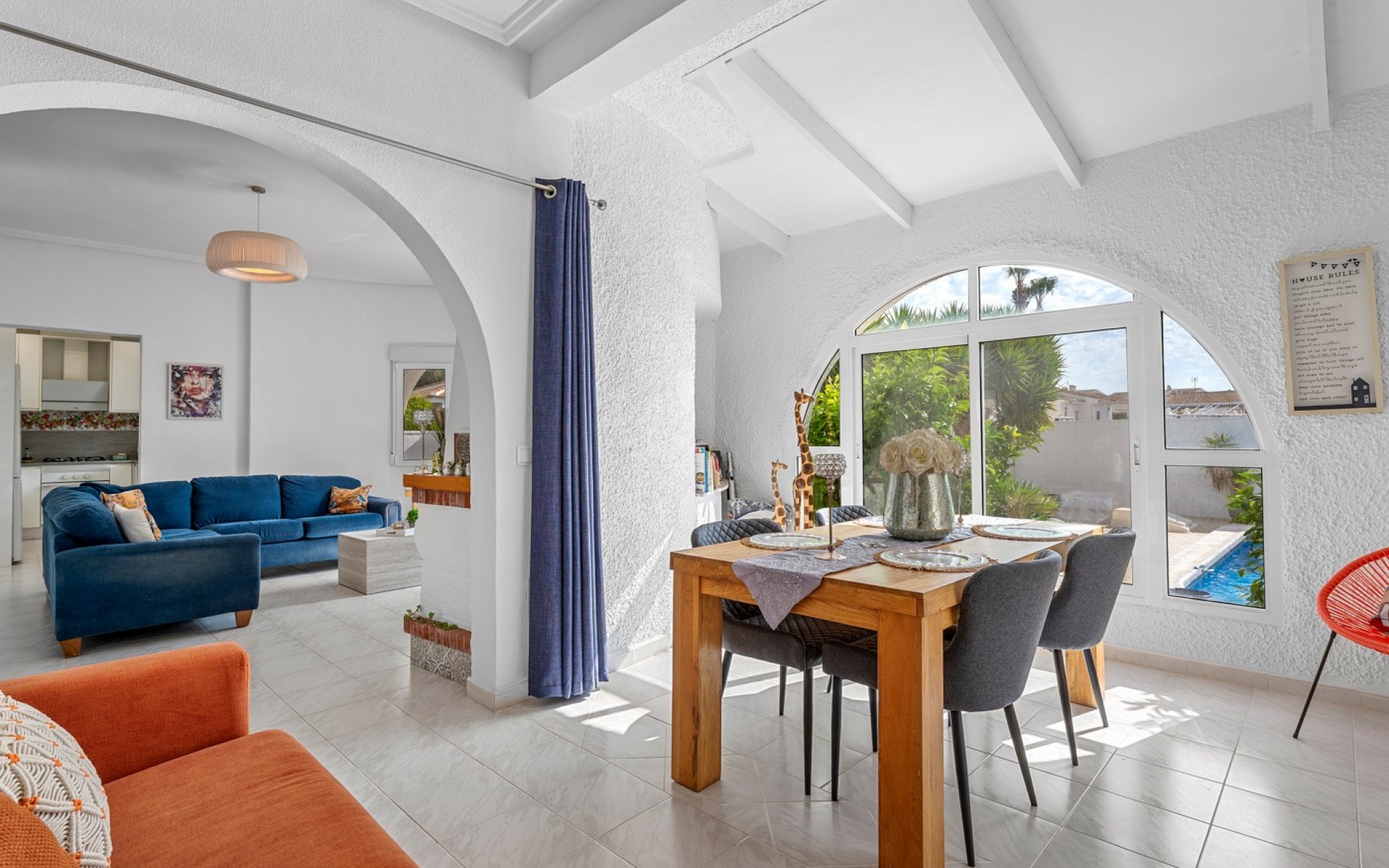 Resale - Villa - Ciudad Quesada - Pueblo Bravo