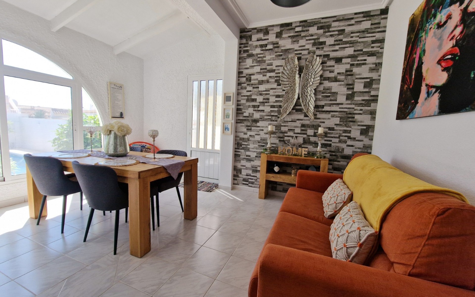 Resale - Villa - Ciudad Quesada - Pueblo Bravo