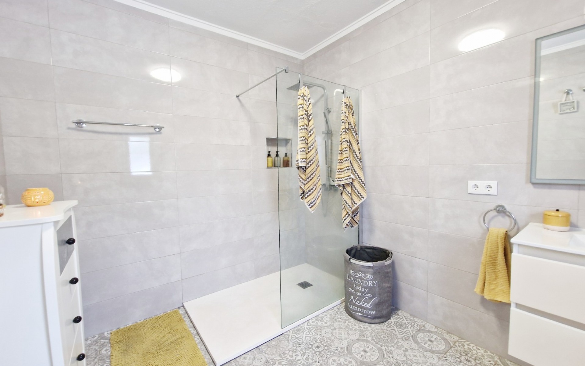 Resale - Villa - Ciudad Quesada - Pueblo Bravo