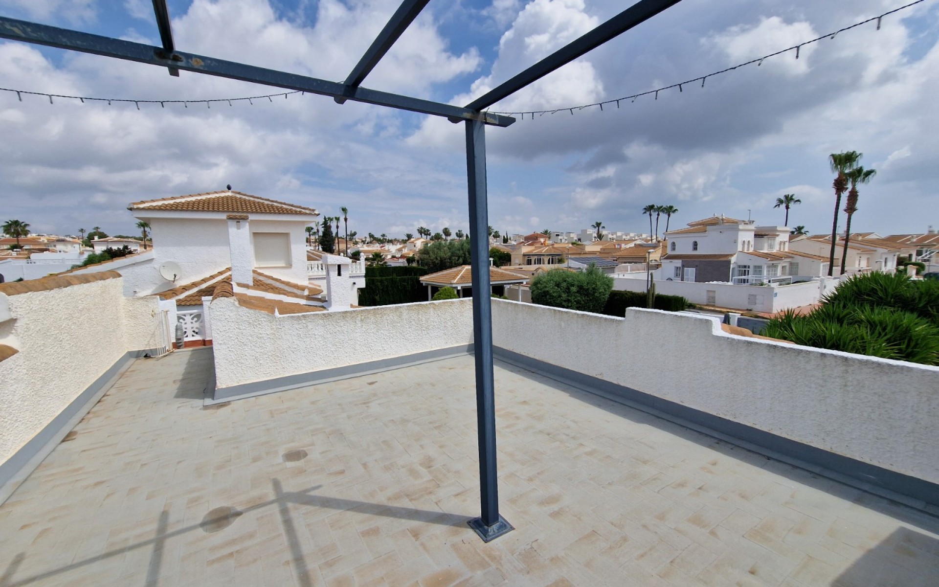 Resale - Villa - Ciudad Quesada - Pueblo Bravo