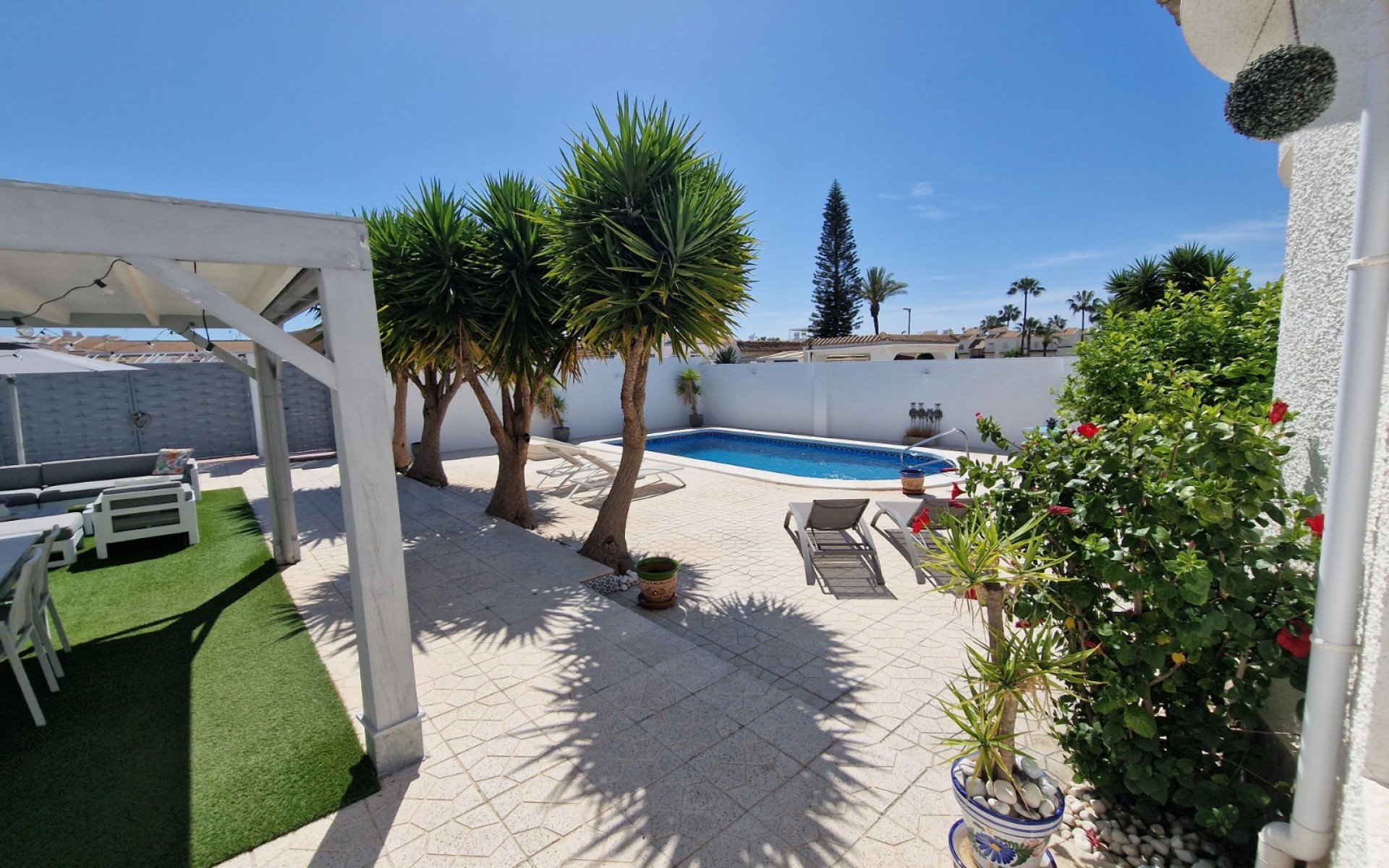 Resale - Villa - Ciudad Quesada - Pueblo Bravo