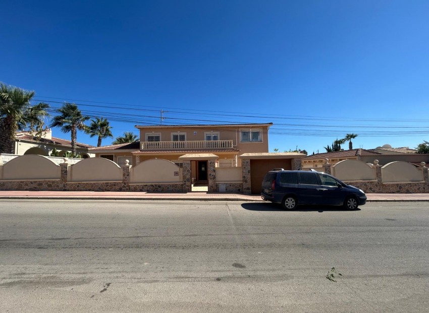 Resale - Villa - Ciudad Quesada - Town Center